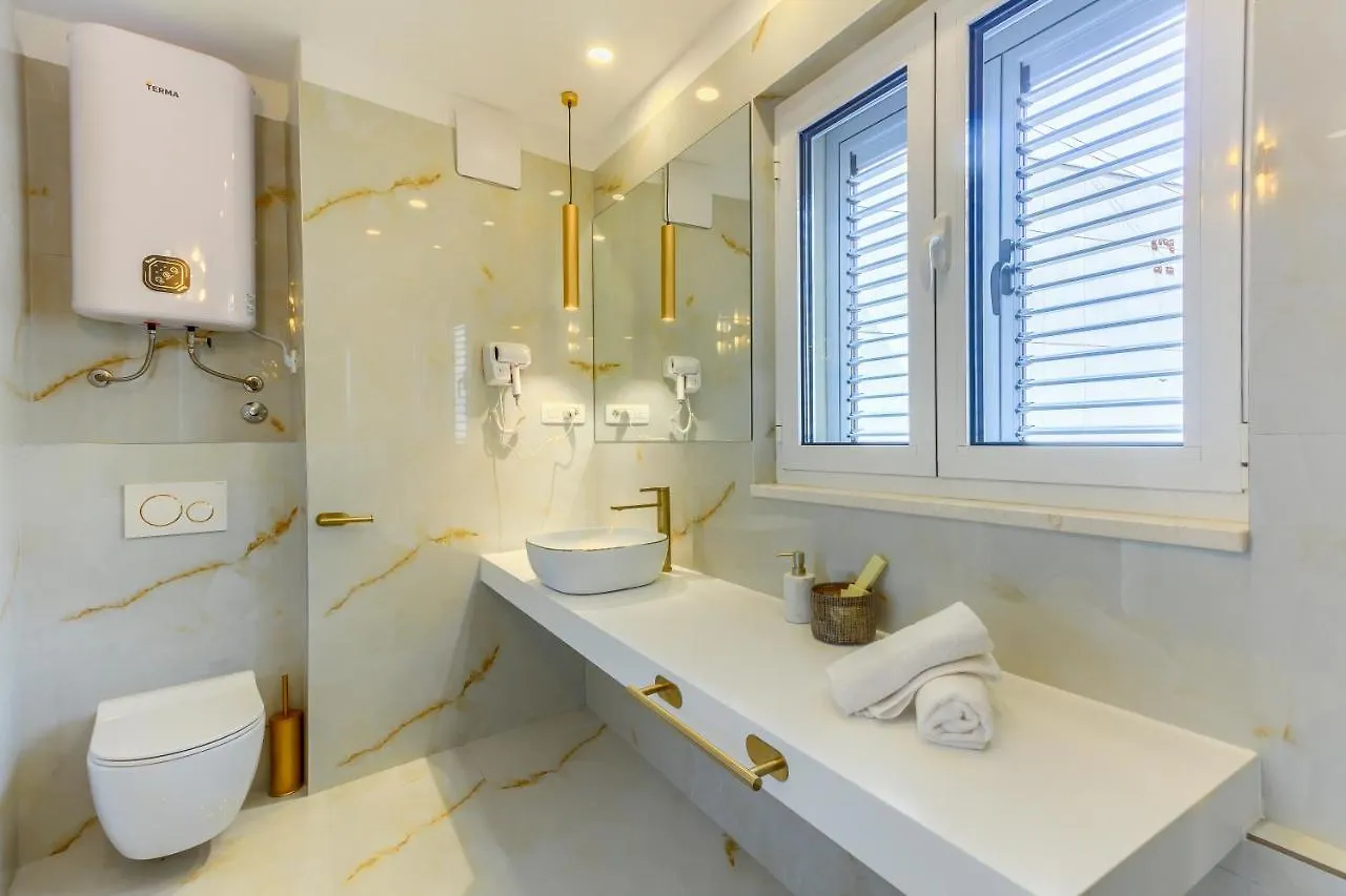 **** Alojamento de Acomodação e Pequeno-almoço Irini Luxury Rooms Split Croácia
