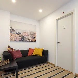 liberty-hostel-lisbon.hotels-lisbon-portugal.com/